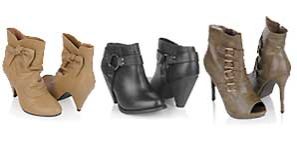 3 pairs of fashion boots