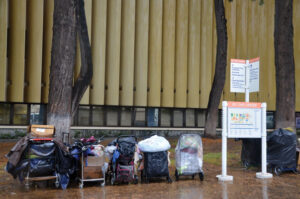 HOMELESS002