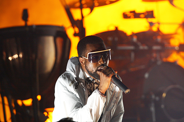 Kanye Performs in Hollywood this Weekend - el Don News