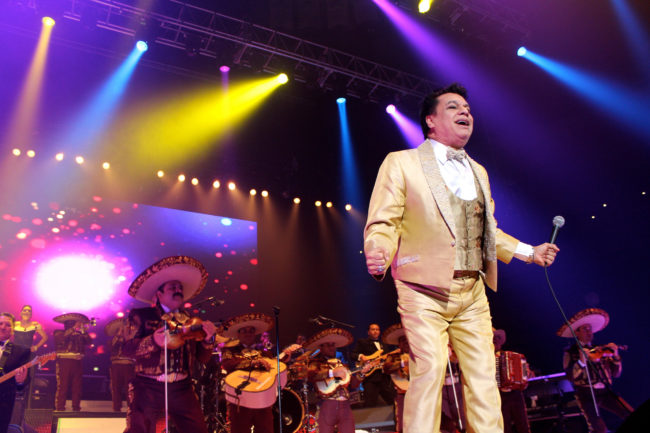 Juan Gabriel performing at the Pepsi Center in Denver, Colo. on Sept. 26, 2014. / Photo by Julio Enriquez / Flickr Commons