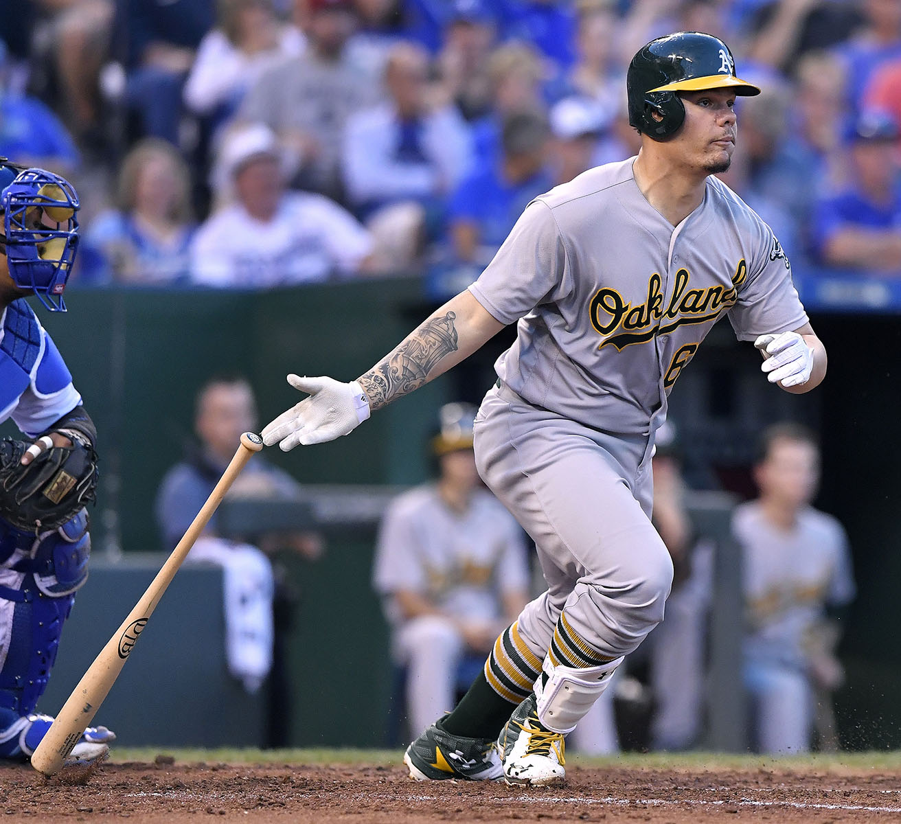 Oakland Athletics’ Bruce Maxwell Was Right to Take a Knee Oakland Athletics’ Bruce Maxwell Was Right to Take a Knee