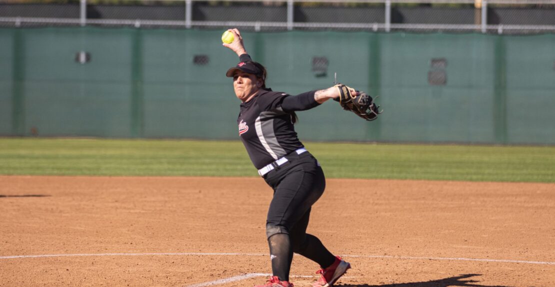 Softball Emily Rosas
