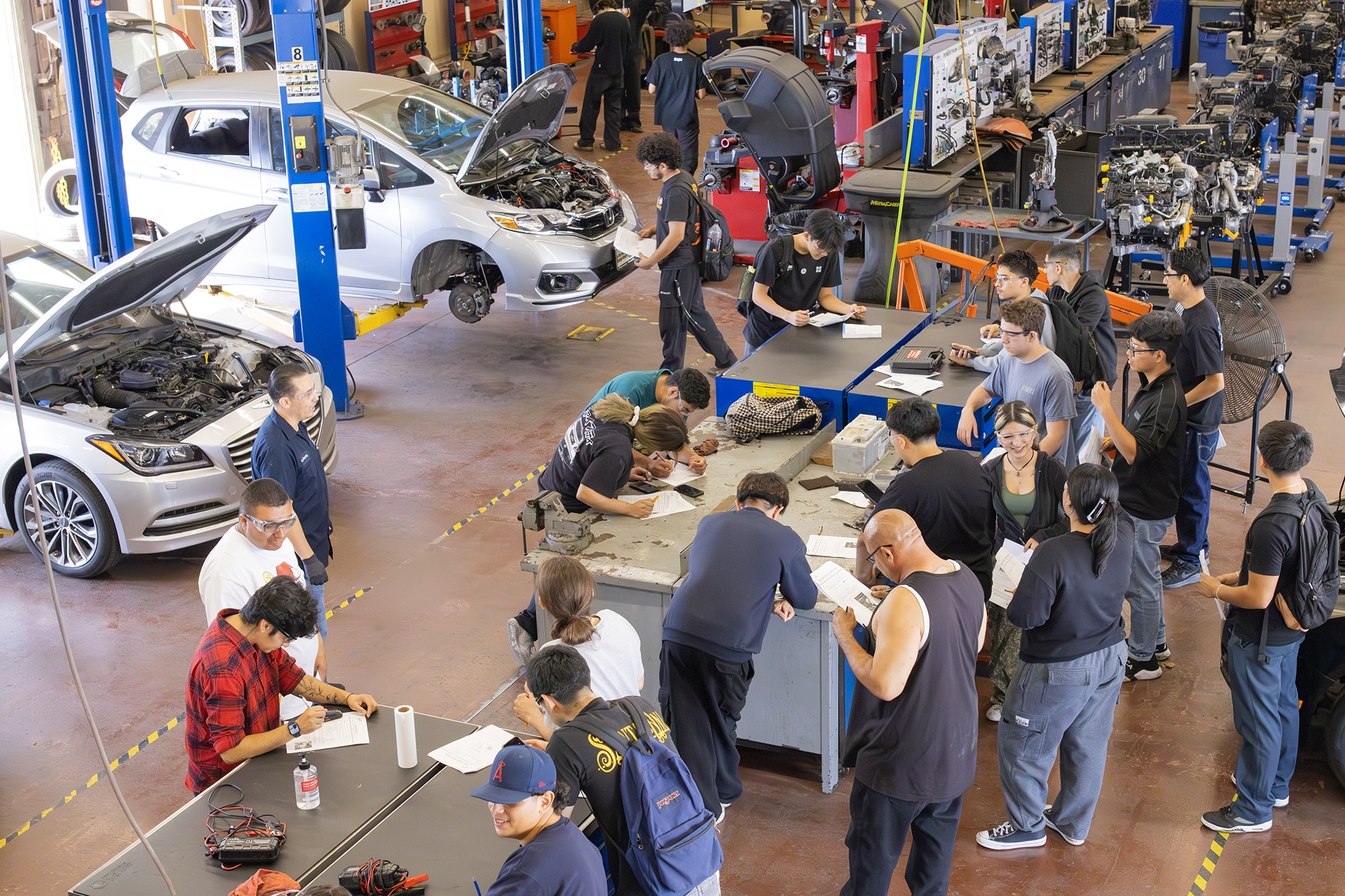 SAC Students learning to become automotive technicians