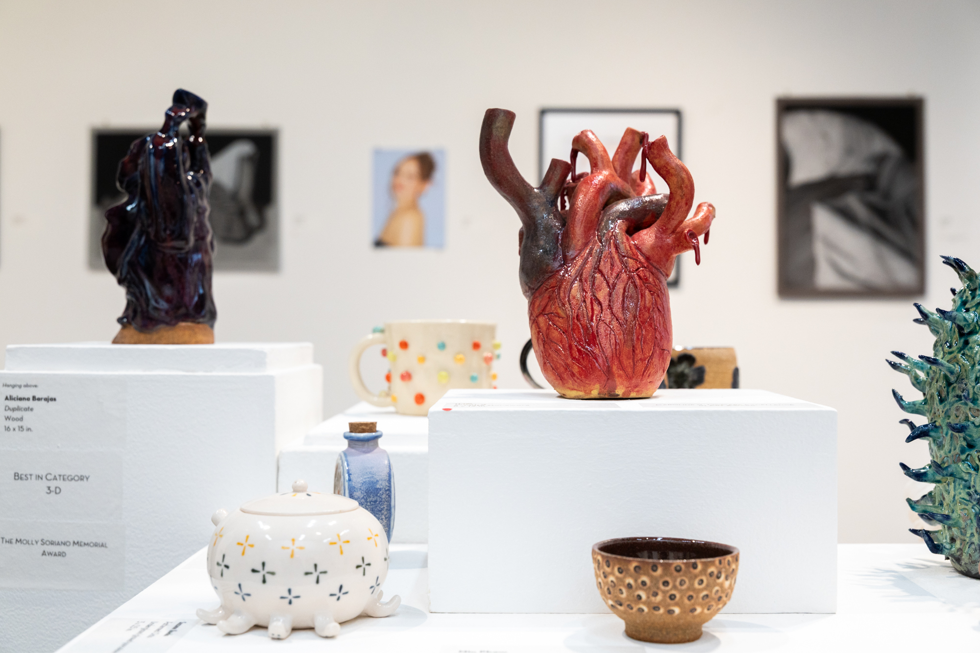 Ceramic pieces at the main entrances